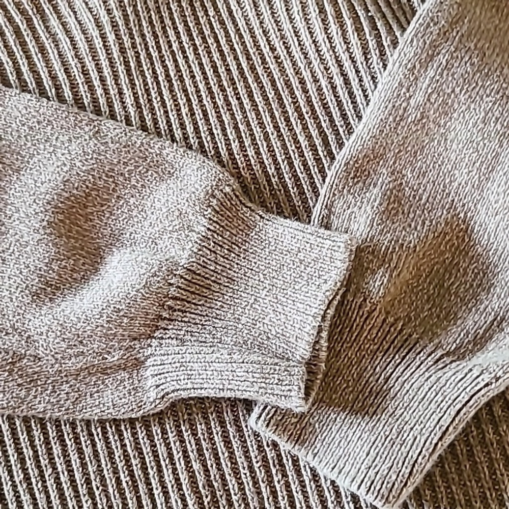 Oscar De LA Renta men's Sherpa collar sweater. Size M. Tan Henley knit.(#592) - Picture 5 of 13